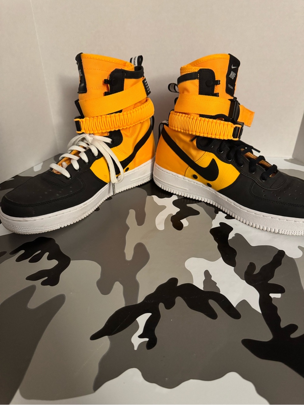 Nike Black and Yellow High-Top Sneakers legit - Picture 2 of 14